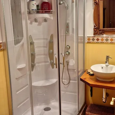 Casa Del Maestro * Paradinas